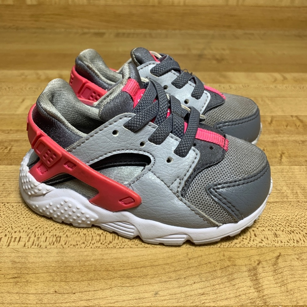 Nike Huarache Baby Girl Size 5C Gray And Pink - Picture 1 of 8